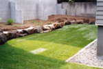 完成した芝生の庭の画像